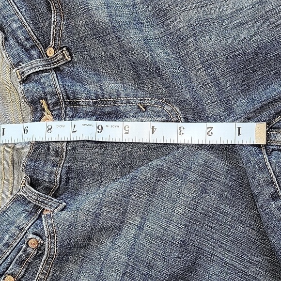 Levi's 529 Curvy Bootcut Blue Jeans, Size 10 (30x32), Excellent Used Condition - Picture 5 of 13